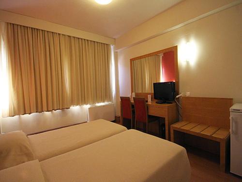 Diana Hotel Хіос Екстер'єр фото